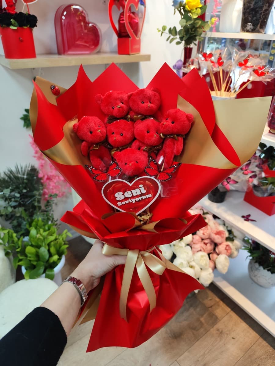 7 Adet Sevimli Ayıcık Buketi - Solmayan & Eğlenceli Hediye Aranjmanı