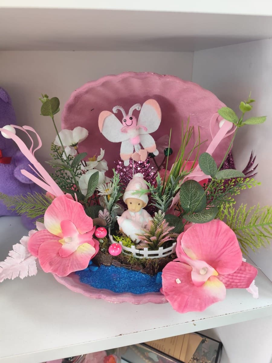 KIZ BEBEK İSTİRİDYE